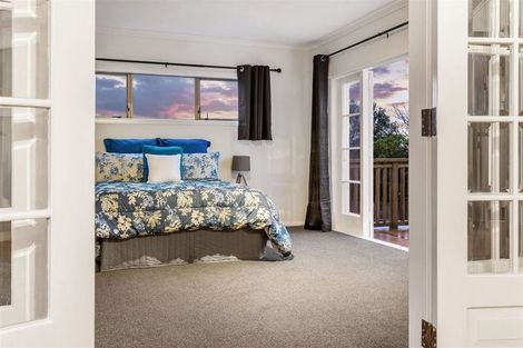 Photo of property in 218 Sturges Road, Henderson, Auckland, 0612