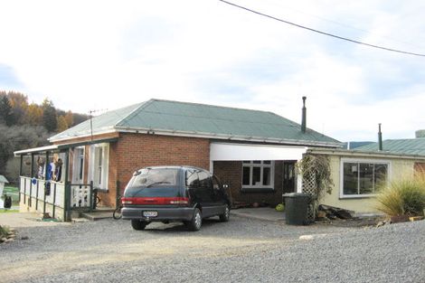 Photo of property in 33 Colonsay Street, Lawrence, 9532