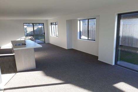 Photo of property in 26 Broadway Parade, Rolleston, 7615