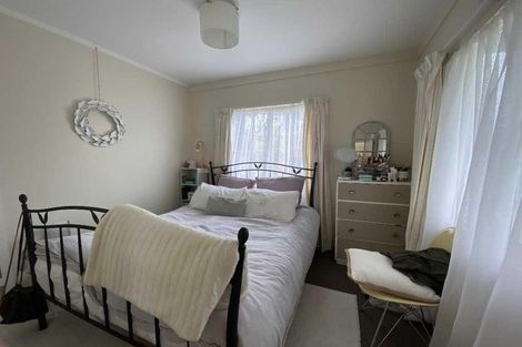 Photo of property in 19 Sylvia Road, Hillcrest, Auckland, 0627