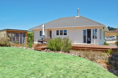 Photo of property in 31 Ranganui Road, Kaiwaka, 0573