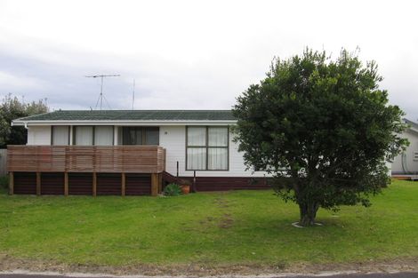 Photo of property in 28 Blue Bell Parade, Omaha, 0986