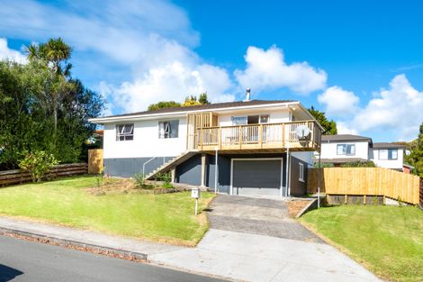 Photo of property in 3 Dallow Place, Henderson, Auckland, 0612