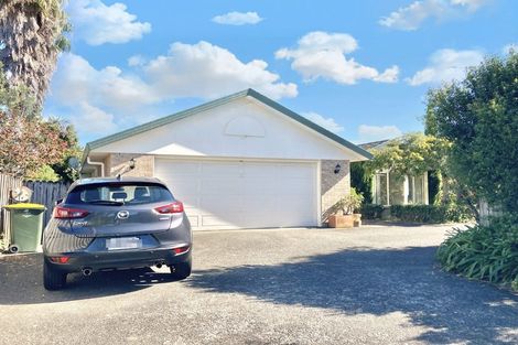 Photo of property in 27 Oakridge Way, Northpark, Auckland, 2013