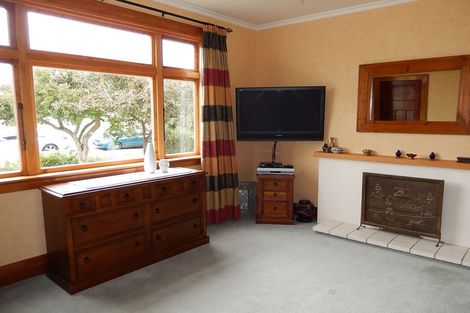 Photo of property in 114 Perth Street, Holmes Hill, Oamaru, 9401