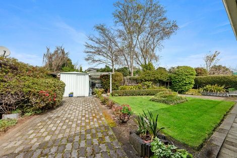 Photo of property in 6 Argyle Place, Highlands Park, New Plymouth, 4312