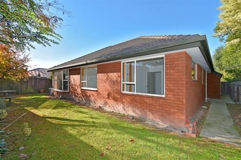 Photo of property in 2/41 Brodie Street, Ilam, Christchurch, 8041