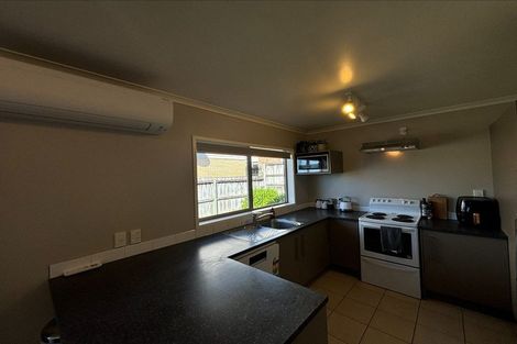 Photo of property in 14d Isabella Drive, Pukekohe, 2120
