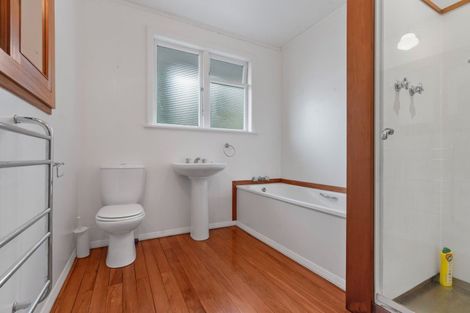 Photo of property in 300 High Street South, Carterton, 5713