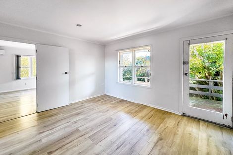 Photo of property in 39 Beaumonts Way, Manurewa, Auckland, 2102