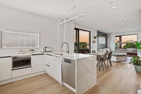 Photo of property in 33 Waka Moana Drive, Hobsonville, Auckland, 0616