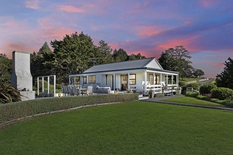 Photo of property in 167 Anderson Road, Helensville, 0875