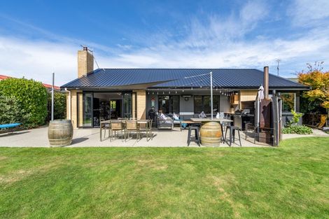 Photo of property in 34 Cruickshank Crescent, Rosedale, Invercargill, 9810