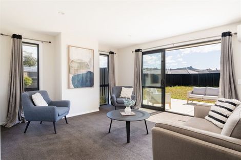 Photo of property in 43 Awa Toru Drive, Fairfield, Dunedin, 9018