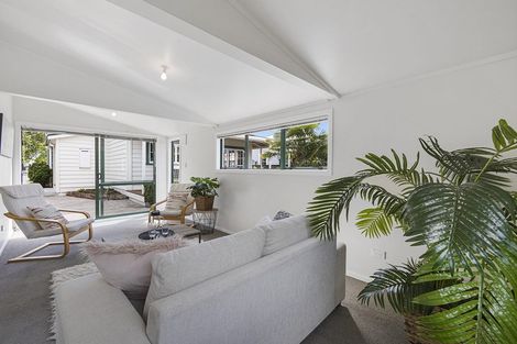 Photo of property in 43 Vogel Street, Cambridge, 3434