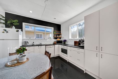 Photo of property in 165 Waihi Road, Hawera, 4610