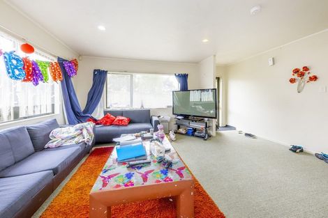 Photo of property in 2/32 Limond Street, Randwick Park, Auckland, 2105