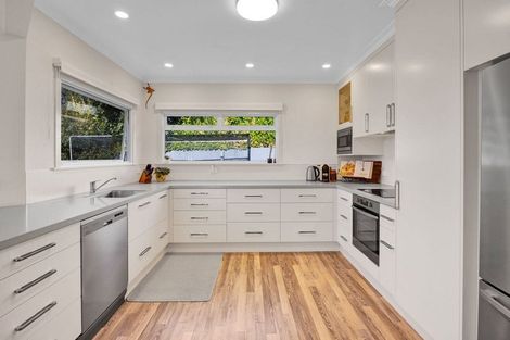 Photo of property in 15 Caplen Street, Hawera, 4610