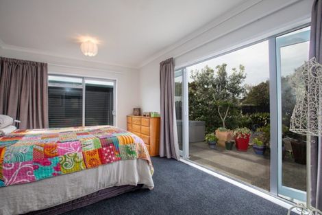 Photo of property in 9 Mahana Road, Paraparaumu Beach, Paraparaumu, 5032
