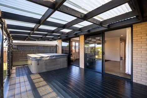 Photo of property in 11 Dreaver Drive, Waitara, 4320