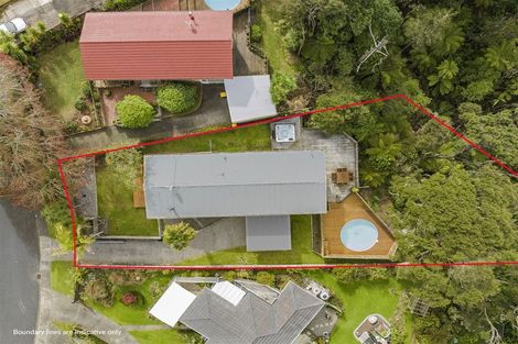 Photo of property in 13 Cunliffe Place, Glenfield, Auckland, 0629