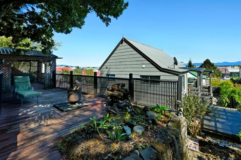 Photo of property in 2/169 Tahunanui Drive, Tahunanui, Nelson, 7011