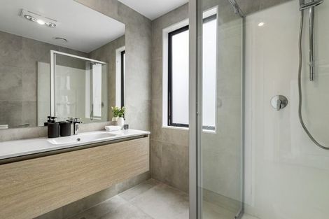 Photo of property in 32 Swanson Road, Henderson, Auckland, 0610