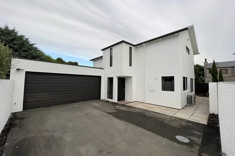 Photo of property in 24 Oakford Close, Riccarton, Christchurch, 8011
