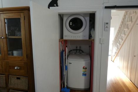 Photo of property in 32-34 Majoribanks Street, Mount Victoria, Wellington, 6011