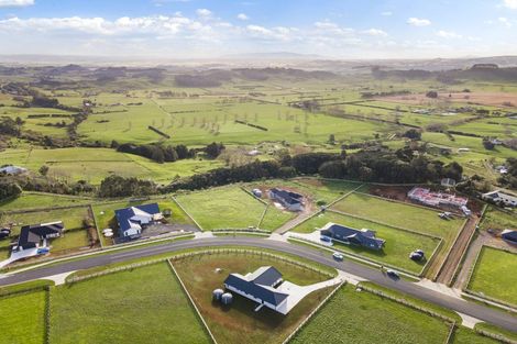 Photo of property in 15 Kaipo Heights Drive, Onewhero, 2697