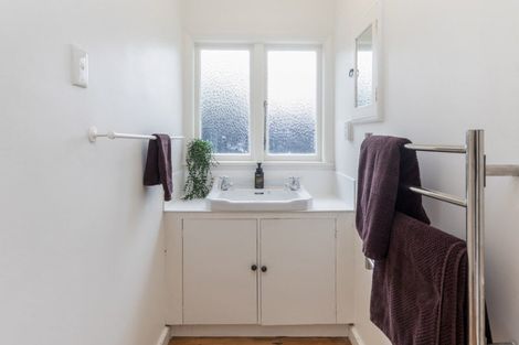 Photo of property in 1/49 Ashgrove Terrace, Somerfield, Christchurch, 8024