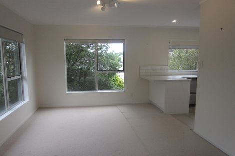 Photo of property in 12 Florio Terrace, Tawa, Wellington, 5028