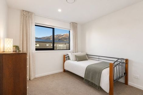 Photo of property in 145 Burdon Loop, Lake Hawea, 9382