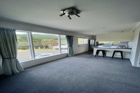 Photo of property in 14b Zande Terrace, Tawa, Wellington, 5028