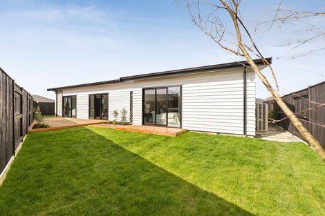 Photo of property in 105 Freedom Drive, Kelvin Grove, Palmerston North, 4470