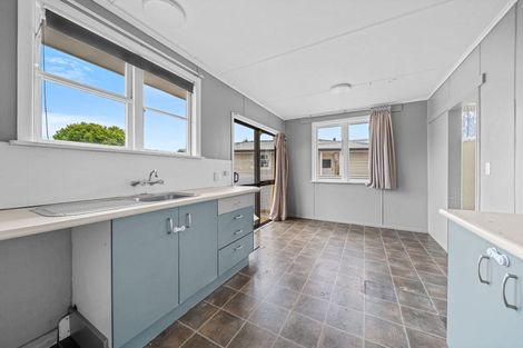 Photo of property in 11 River Road, Masterton, 5810