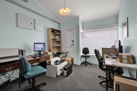 Photo of property in 77 Eliot Street, New Plymouth, 4310