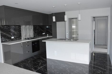 Photo of property in 3 Frederick Place, Whalers Gate, New Plymouth, 4310