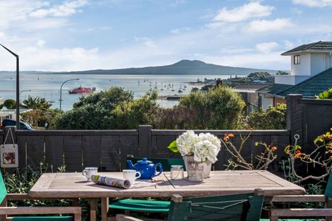 Photo of property in 1/12 Takutai Avenue, Bucklands Beach, Auckland, 2012