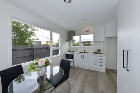 Photo of property in 2/69 Shortland Street, Wainoni, Christchurch, 8061