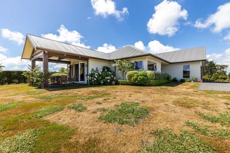 Photo of property in 201c Egmont Road, Hillsborough, New Plymouth, 4372
