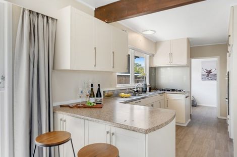 Photo of property in 71 Fisher Parade, Sunnyhills, Auckland, 2010