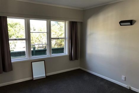 Photo of property in 2/52 Nile Road, Milford, Auckland, 0620