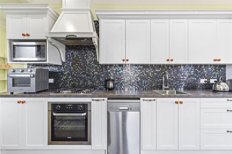 Photo of property in 12 Albert Street, Masterton, 5810