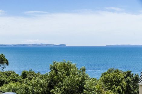 Photo of property in 1/59 Churchill Road, Murrays Bay, Auckland, 0630