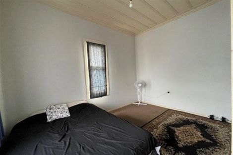 Photo of property in 2 Hamlet Street, Dannevirke, 4930