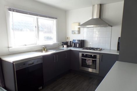 Photo of property in 7 Defoe Place, Waltham, Christchurch, 8023