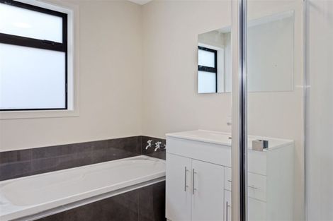 Photo of property in 6 Woodfield Place, Woodend, 7610