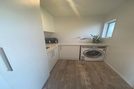 Photo of property in 16 Garton Drive, Massey, Auckland, 0614