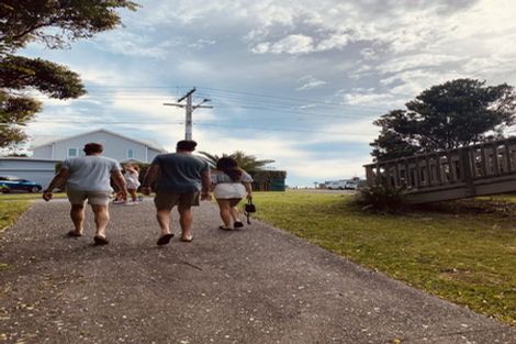 Photo of property in 36 Motiti Road, Papamoa Beach, Papamoa, 3118